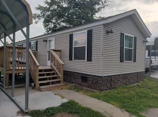 50 Lanai, Benton, MO 63736