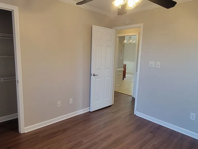 194 Romie Dr — Photo 28
