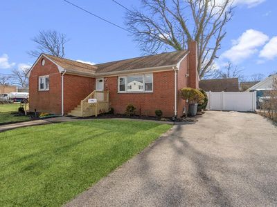 2524 N Jerusalem Road, North Bellmore, NY, 11710