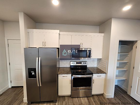 5th image of 267 S Heath Ln