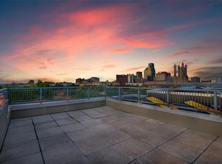717 W 16th St, Kansas City, MO 64108