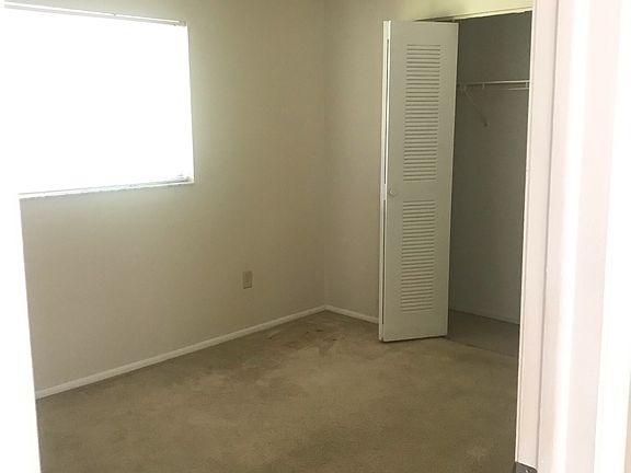 5th image of 602 SE 8th St #604