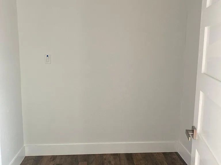 1411 Berene Ave — Photo 11