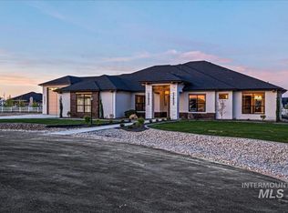 24292 Mid Pines Pl, Caldwell, ID 83607