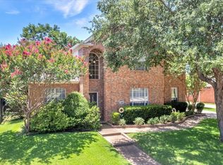 1300 Yellowstone Ln, Carrollton, TX 75006