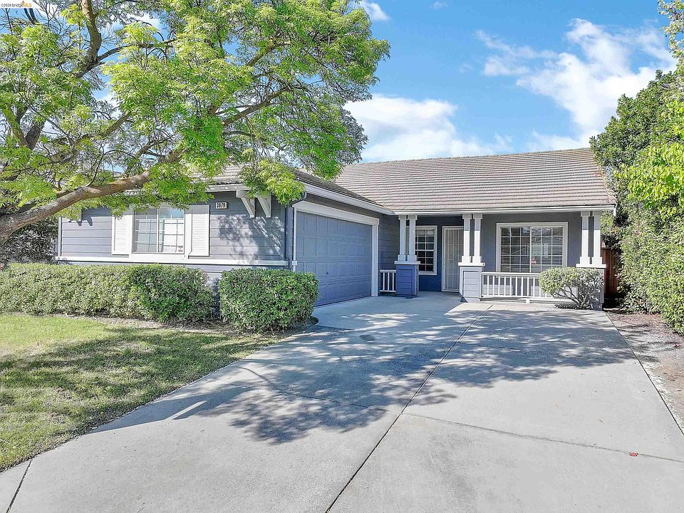 1st image of 3879 Harvest Cir