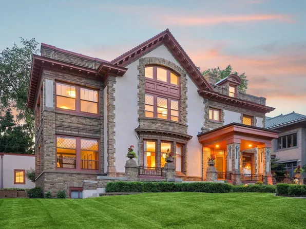 2224 W Lake Of The Isles Pkwy, Minneapolis, MN 55405