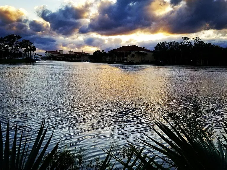 102 Yacht Harbor Dr #468 — Photo 44