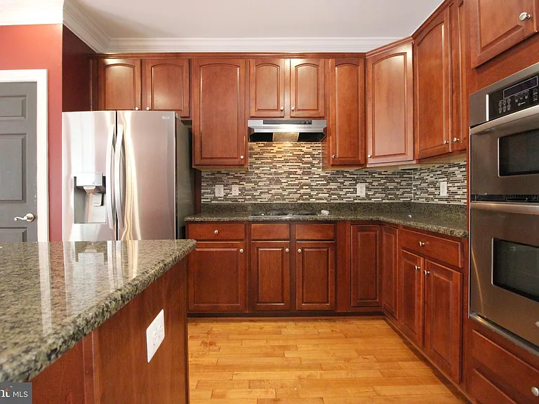 3800 Elmwood Towne Way — Photo 10