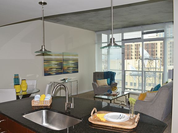 4th image of 891 14th St Unit 2507