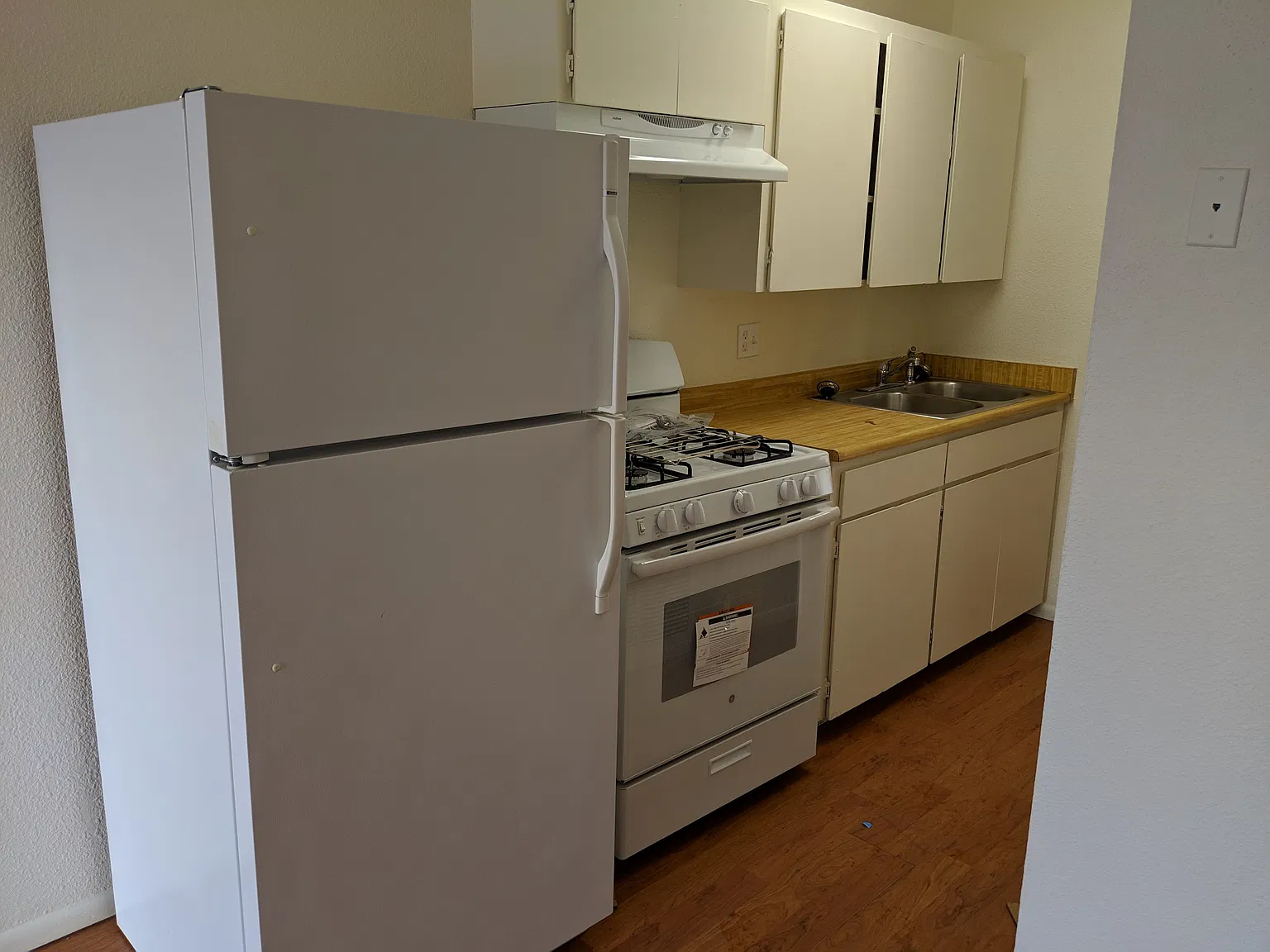 607 W Tucson Ave — Photo 2