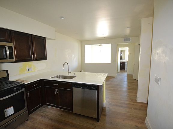 4th image of 7429-102 Olivetas Ave