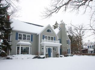 198 Forest St, Winnetka, IL 60093