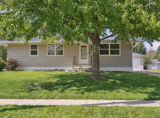 305 Northview Dr, Waukee, IA 50263