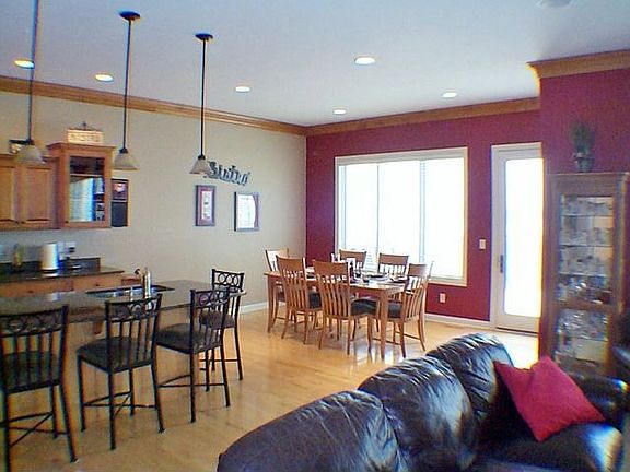 4th image of 1288 Turnberry Ave