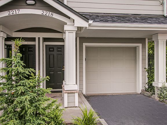 2nd image of 16125 Juanita Woodinville Way NE Unit 2218