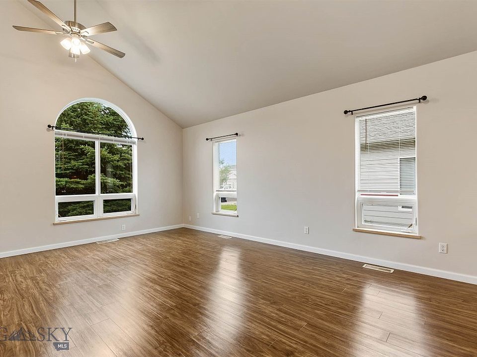 1st image of 3412 Laredo Dr