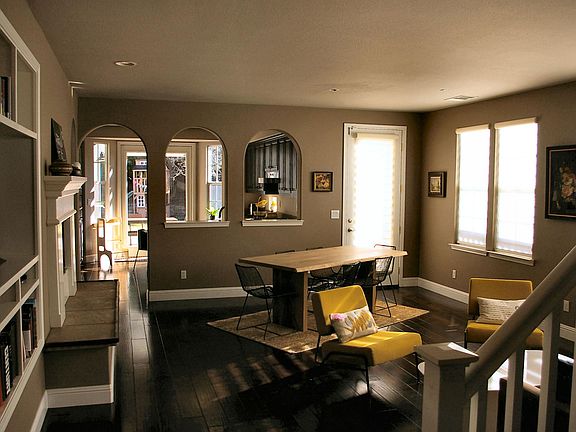 4th image of 5136 Carisbrooke Ln