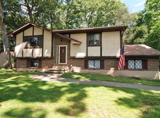 82 McKinley Ave, Washington, NJ 07882