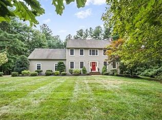 25 Sheila Ln, Franklin, MA 02038