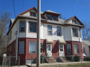 112-114 W Argyle St, Waterloo, IA 50703