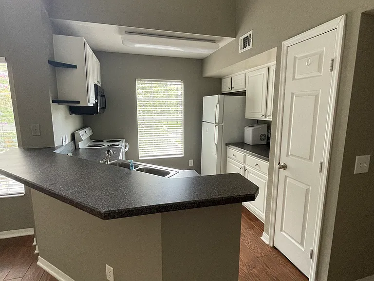 13703 Richmond Park Dr N #3308 — Photo 3