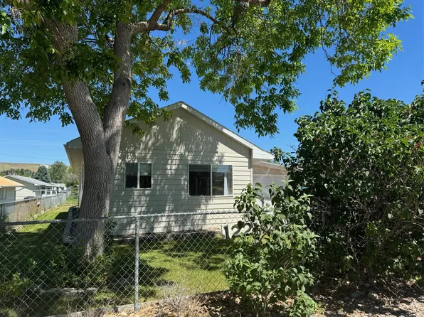 1221 4th Ave NW, Great Falls, MT 59404