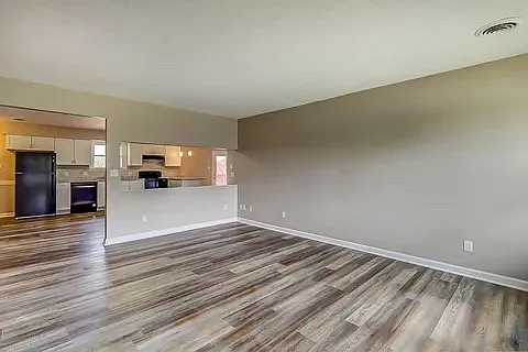 26 Raintree Trl — Photo 3