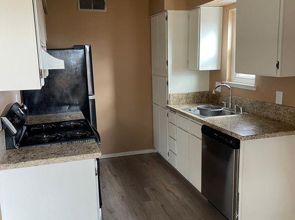 1550 W Ashlan Ave APT 207