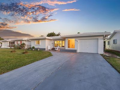 6702 NW 71st St, Tamarac, FL, 33321