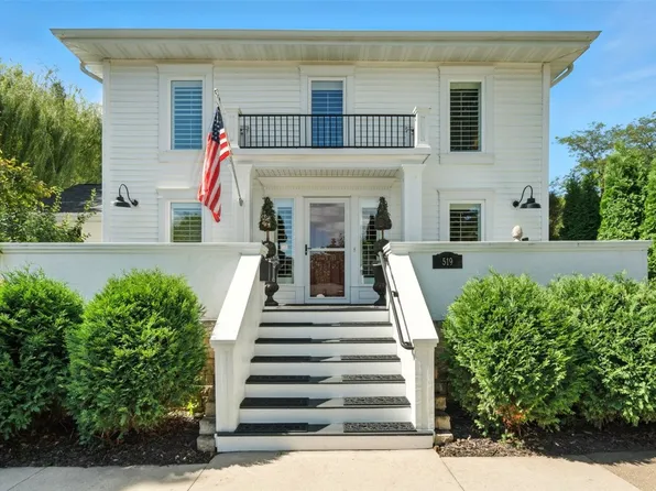 519 2nd Ave NW, Mount Vernon, IA 52314