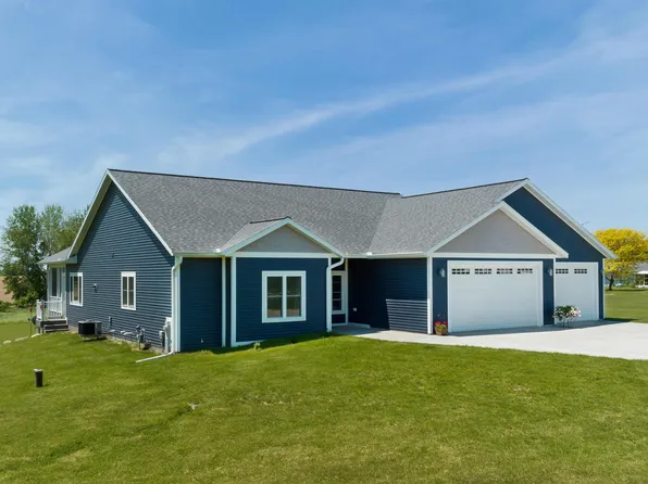 N4267 Cherokee Ct, Markesan, WI 53946
