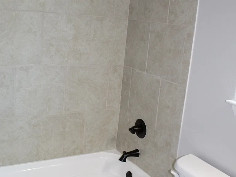 208 W Lake St — Photo 10