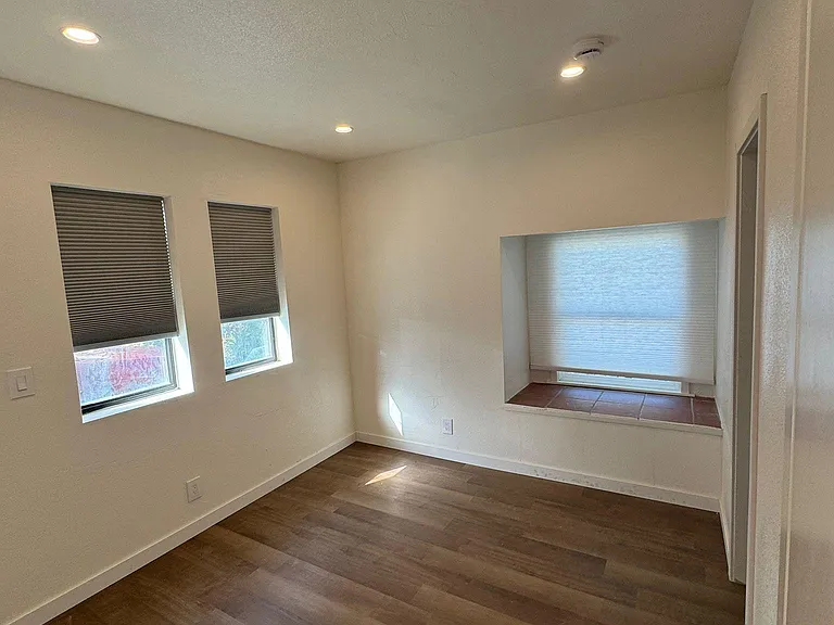 1010 Whaley St — Photo 10