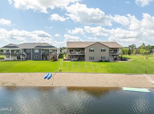 1002 Voyager Dr, City of bismarck, ND 58504