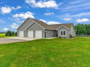 2675 Robinson Rd, Snover, MI 48472