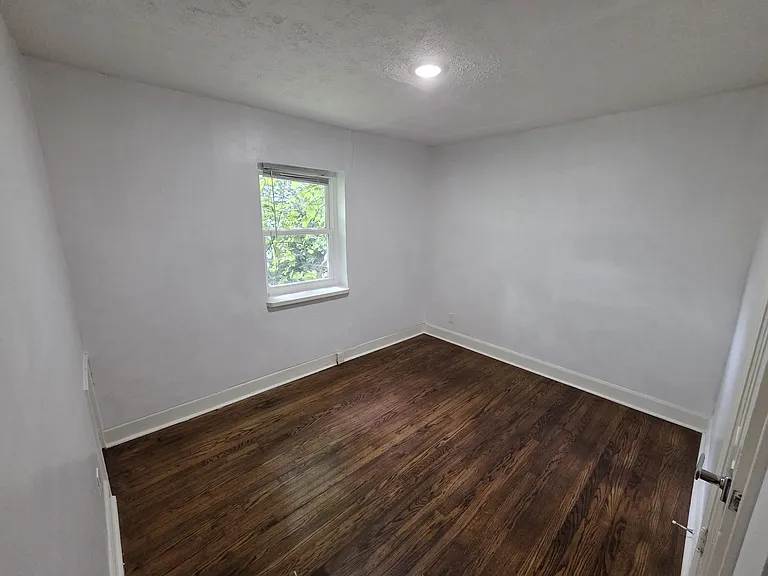 1410 Roberts Ave #A — Photo 6