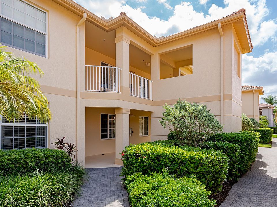 1st image of 3981 Bishopwood Ct E Unit 103