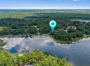 395 Lake Holley Cir, Defuniak Springs, FL 32433