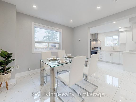 5th image of 251 McConvey Dr