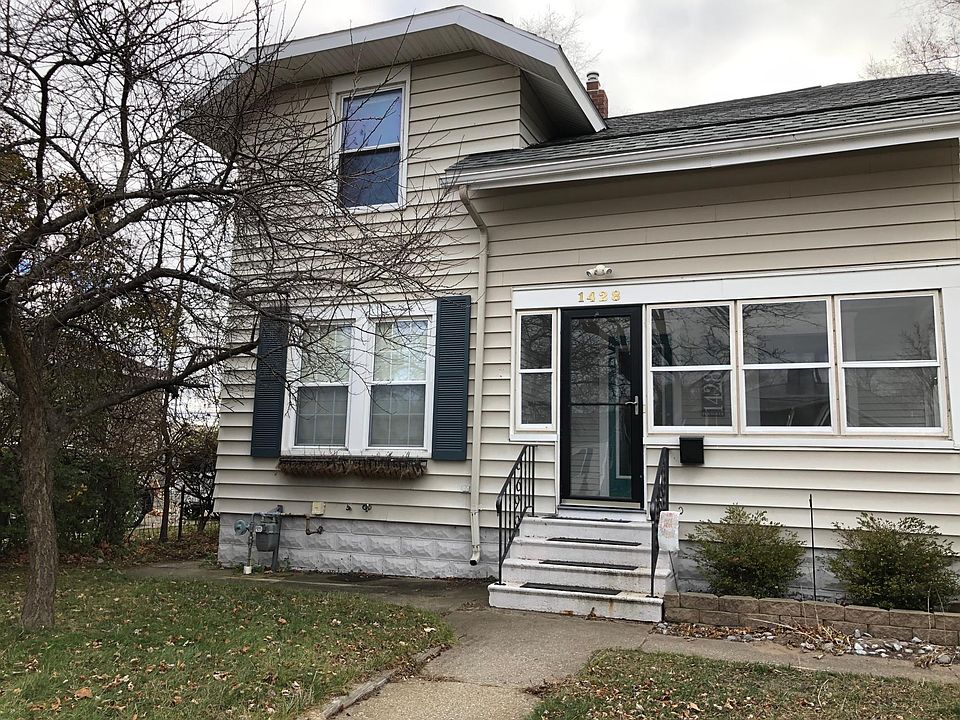 1st image of 1428 Pennoyer Ave