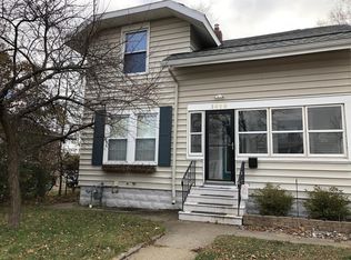 1428 Pennoyer Ave, Grand Haven, MI 49417