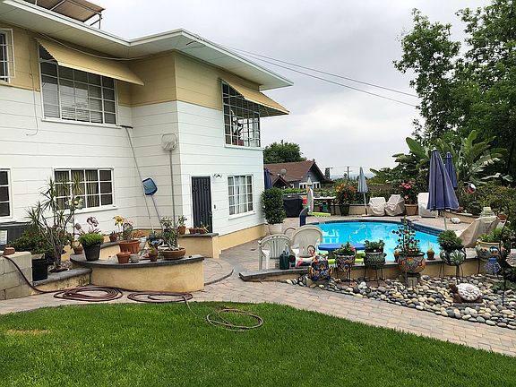 5th image of 7713 York Ave