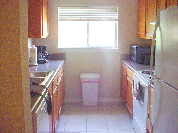 4th image of 1935 Toucan Way Unit 303