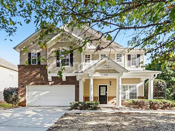 6716 Evanton Loch Rd, Charlotte, NC 28278