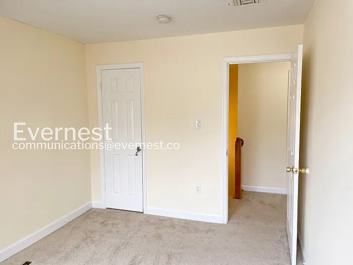 12135 Salemtown Dr — Photo 14
