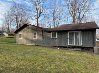 10312 Tennessee Ave, Wolcott, NY 14590