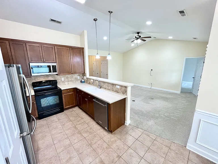 2456 Birch View Dr — Photo 38