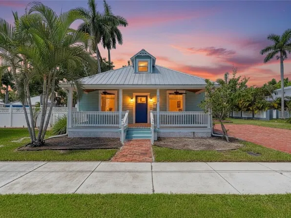 115 GILL STREET, PUNTA GORDA, FL 33950