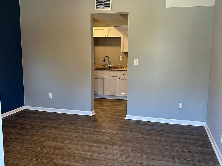 1212 Maltby Ave #C — Photo 6